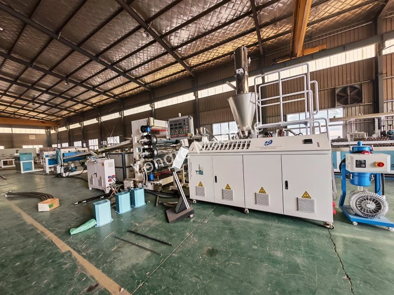 1200mm PVC థిన్ షీట్ ఎక్స్‌ట్రూషన్ లైన్