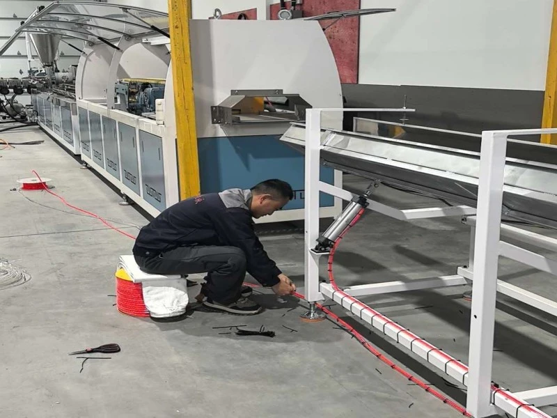 WPC ప్రొడక్షన్ లైన్ కెనడాలోని క్యూబెక్‌లో స్థిరమైన ఆపరేషన్‌ను సాధించింది