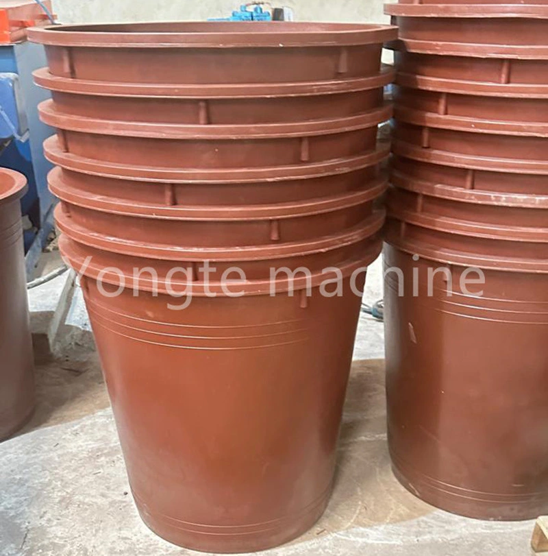 Bucket made by Waste Plastic Extrusion and Molding Machine 