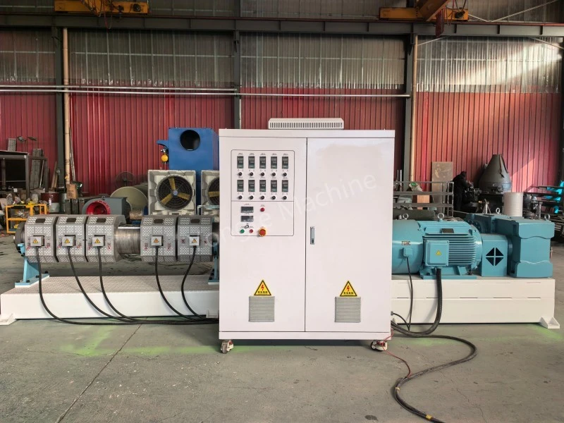 ప్లాస్టిక్ ఫిల్మ్ రీసైక్లింగ్ ఎక్స్‌ట్రూడర్ మెషిన్