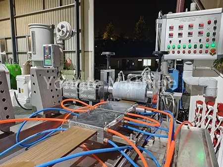 WPC ఫెన్స్ మేకింగ్ మెషిన్